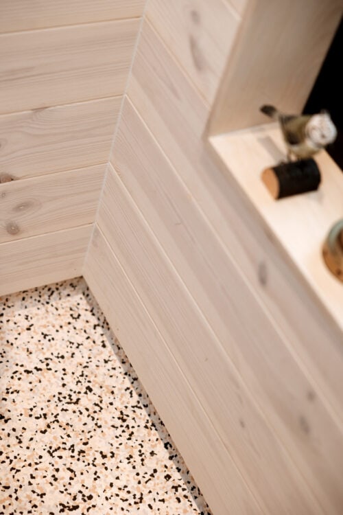 Gulv: 21x142 Furu natur lasert